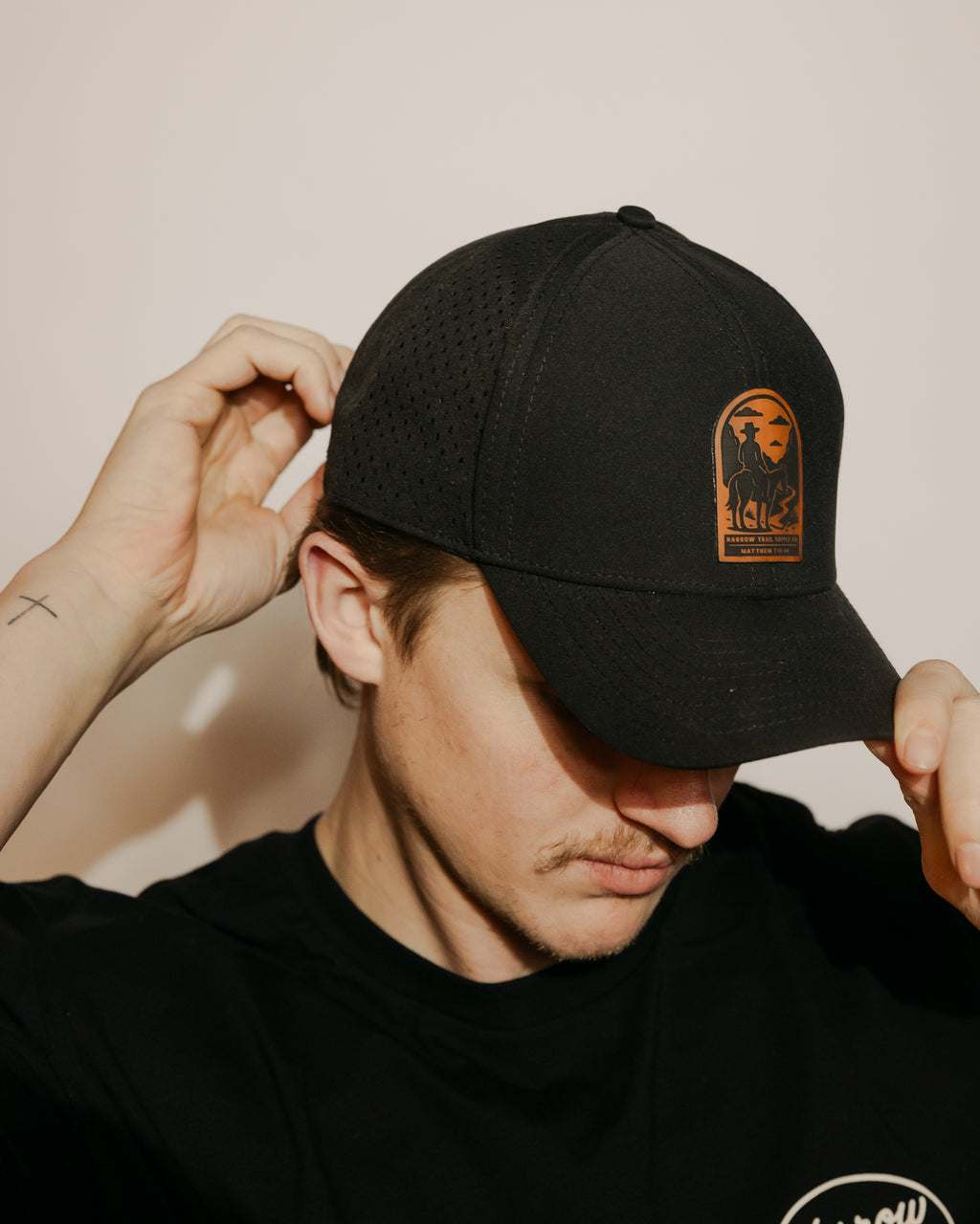Performance Narrow Trail Hat